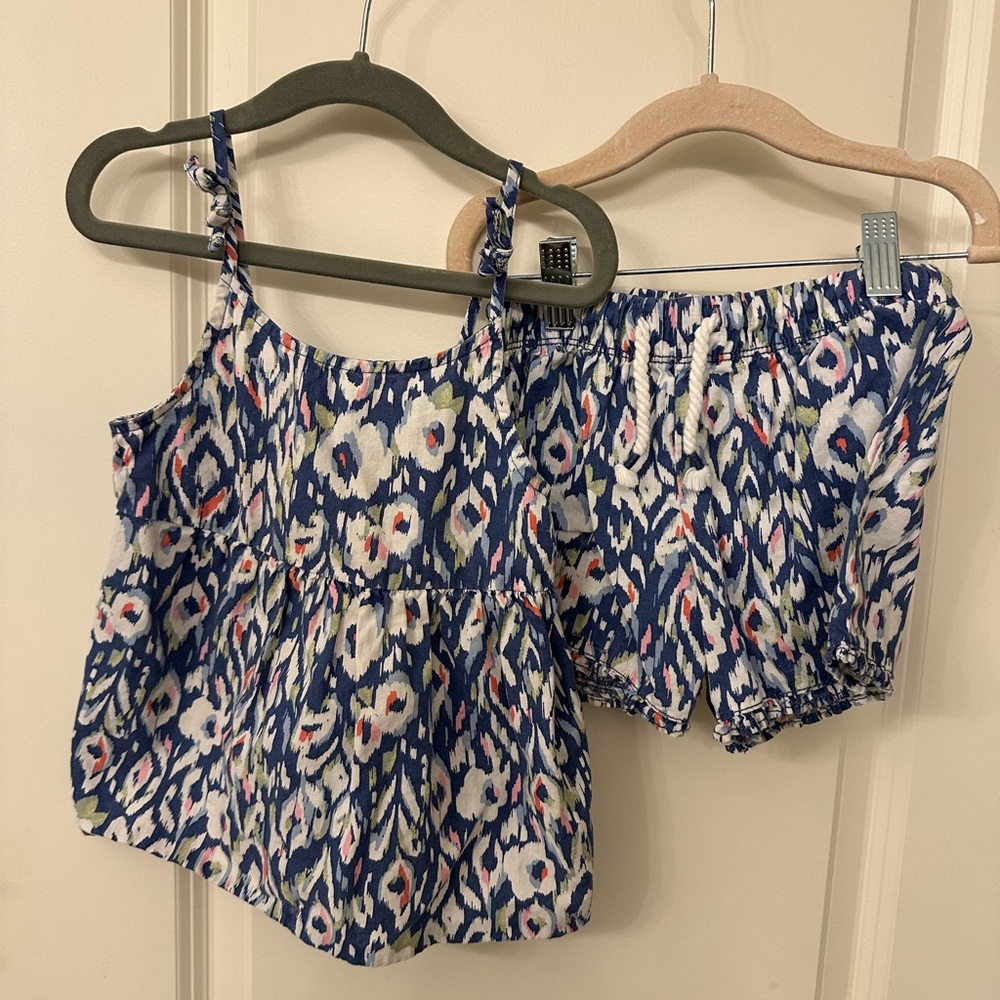 OshKosh B'gosh 4/5T Blue and White Floral Camisole Set